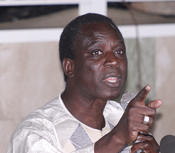 Liberté provisoire : Thione Seck à l’écoute de la …