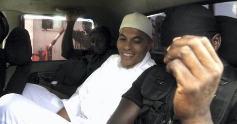 Après le Collectif des Mbacké-Mbacké, Karim reçoit la visite des gendarmes Après le Collectif des Mbacké-Mbacké, Karim reçoit la visite des gendarmes