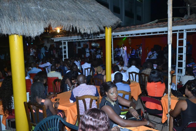 De retour d'une tournée Européenne, Pape Diouf enflamme le Just 4 u. Revivez les moments forts. De retour d'une tournée Européenne, Pape Diouf enflamme le Just 4 u. Revivez les moments forts.