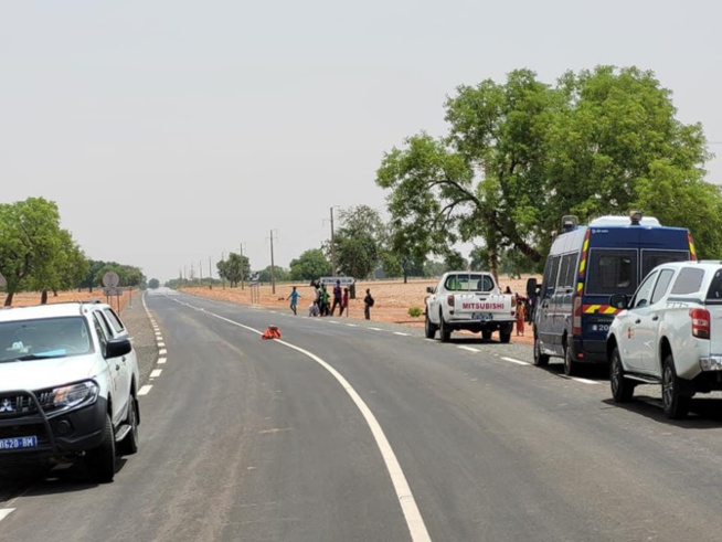 Accident sur la route nationale N°1 : La voiture du Sous préfet de Dianké Makha s'est renversée et enregistre 2 morts et 2 blessés graves Accident sur la route nationale N°1 : La voiture du Sous préfet de Dianké Makha s'est renversée et enregistre 2 morts et 2 blessés graves