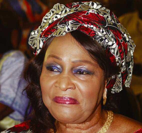 Affaire Aida Ndiongue : 4 milliards de FCfa bloqués à Paris Affaire Aida Ndiongue : 4 milliards de FCfa bloqués à Paris