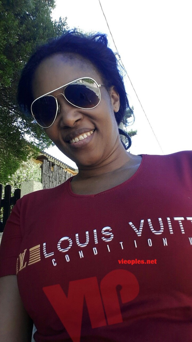 Fatou Fall Ballago en vacance chez son mari dans l’île Sardenia en Italie. Fatou Fall Ballago en vacance chez son mari dans l’île Sardenia en Italie.