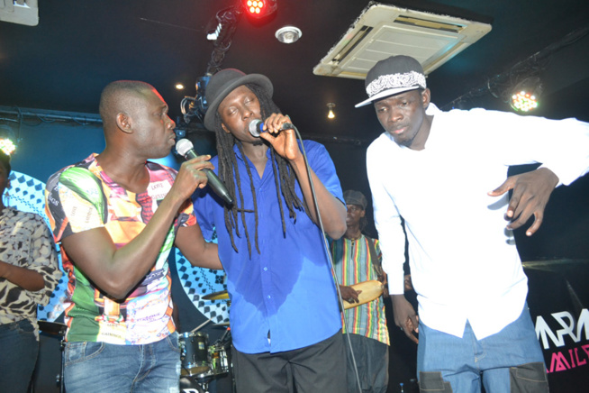 Le Darra J au Baramundi, Pape Diouf guest star. Regardez l'ambiance. Le Darra J au Baramundi, Pape Diouf guest star. Regardez l'ambiance.