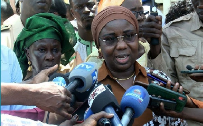 Visite de la Ministre de la Pêche : Vers une Optimisation des Infrastructures Maritimes à Hann et Thiaroye Visite de la Ministre de la Pêche : Vers une Optimisation des Infrastructures Maritimes à Hann et Thiaroye