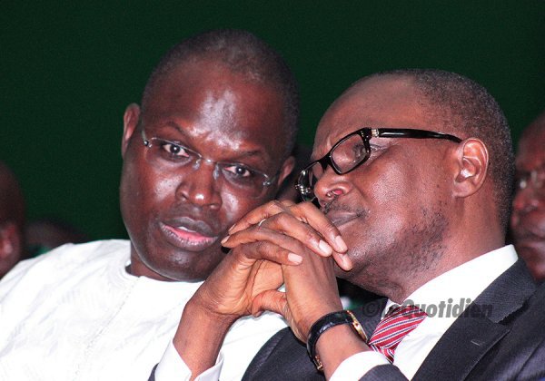 Khalifa Sall sur les plates bandes de Tanor : Coup d’Etat rampant au Parti socialiste Khalifa Sall sur les plates bandes de Tanor : Coup d’Etat rampant au Parti socialiste