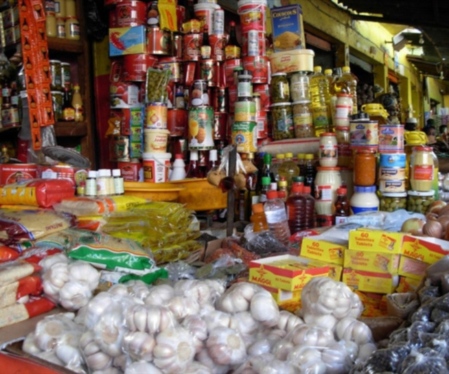 Décision gouvernementale sur les prix des denrées de première nécessité : Il n’y a ni baisse ni contrôle… Décision gouvernementale sur les prix des denrées de première nécessité : Il n’y a ni baisse ni contrôle…