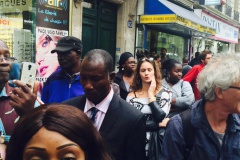 En images-Grande marche de la communauté Sénégalaise de France, suite à l'incendie de la rue Myrha (Paris)