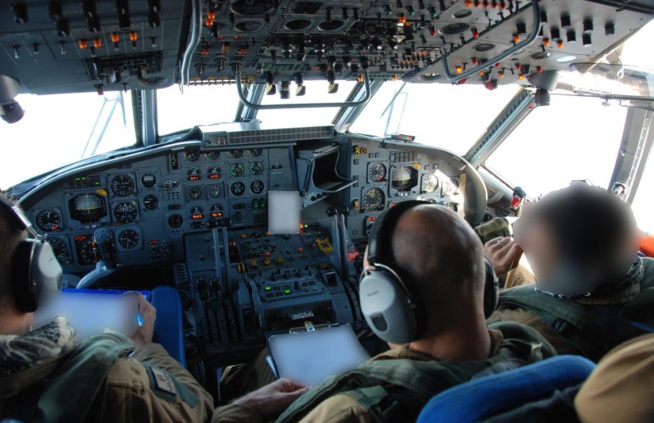 Les 7 personnes à bord de l’avion disparu: 2 Algériens, 1 Congolais, 1 médecin et 2 infirmiers Sénégalais et 1 Française