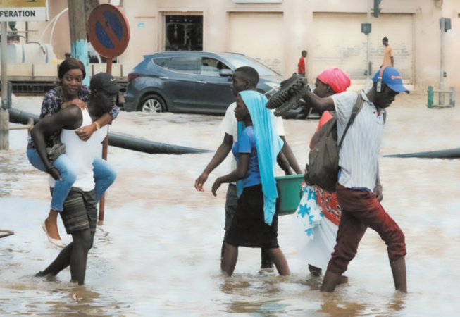 Fortes pluies à Dakar : Revoilà les inondations et la banlieue qui patauge... Fortes pluies à Dakar : Revoilà les inondations et la banlieue qui patauge...