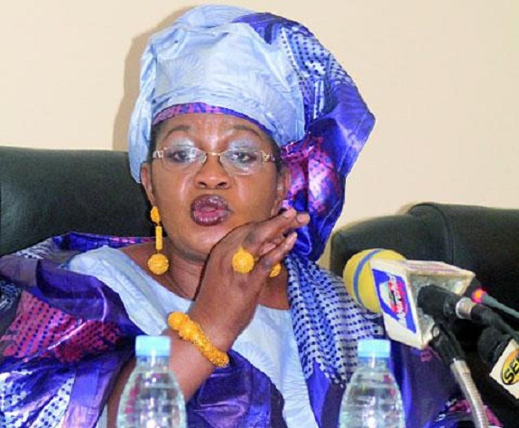 Pour procéder à l’authentification de la certification de la pétition contre les détentions arbitraires : Aïda Mbodj s’attache les services de l’huissier Me Bernard Sambou Pour procéder à l’authentification de la certification de la pétition contre les détentions arbitraires : Aïda Mbodj s’attache les services de l’huissier Me Bernard Sambou