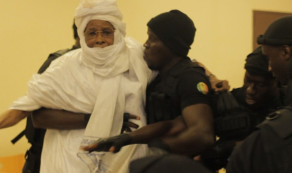 Chambres africaines extraordinaires : Habré refuse de comparaître et installe une bagarre générale