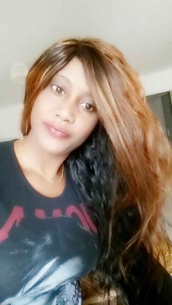 Khadija Bal la Sénégalaise de Bruxelles affiche la belle forme. Khadija Bal la Sénégalaise de Bruxelles affiche la belle forme.