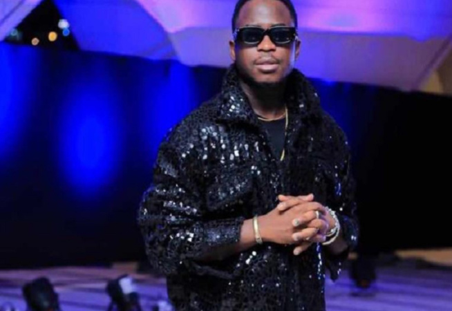 Procès de Sidy Diop : Il a reconnu les faits et présenté ses excuses au Tribunal, l’ artiste bientôt fixé sur son sort… Procès de Sidy Diop : Il a reconnu les faits et présenté ses excuses au Tribunal, l’ artiste bientôt fixé sur son sort…