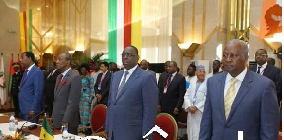 SOMMET EXTRAORDINAIRE DE LA CEDEAO CE WEEK-END : Dakar, « capitale des inquiétudes » SOMMET EXTRAORDINAIRE DE LA CEDEAO CE WEEK-END : Dakar, « capitale des inquiétudes »