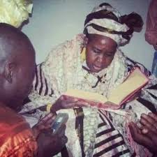 Biographie de Sokhna Aïcha Walo Mbacké, Fille Aînée de Cheikh Saliou Mbacké Biographie de Sokhna Aïcha Walo Mbacké, Fille Aînée de Cheikh Saliou Mbacké