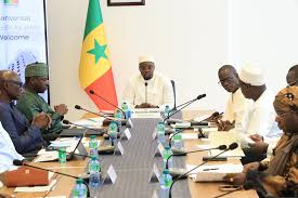 Le PM rencontre et rassure le personnel de la Primature : Ousmane Sonko annonce de prochaines rencontres avec ses différents services Le PM rencontre et rassure le personnel de la Primature : Ousmane Sonko annonce de prochaines rencontres avec ses différents services
