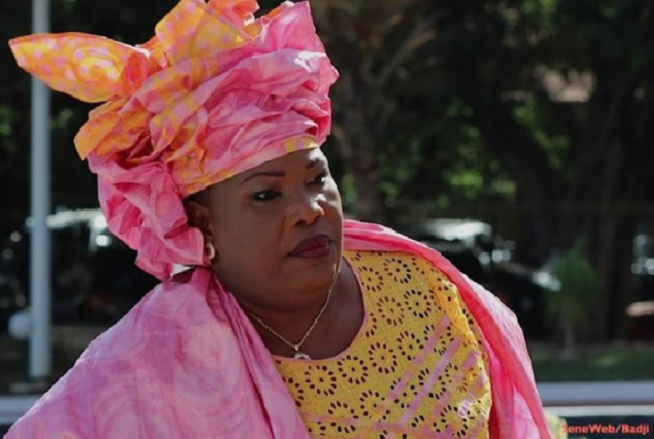 Aminata Mbengue Ndiaye se retire des investitures des législatives : un geste pour la jeunesse et les femmes Aminata Mbengue Ndiaye se retire des investitures des législatives : un geste pour la jeunesse et les femmes