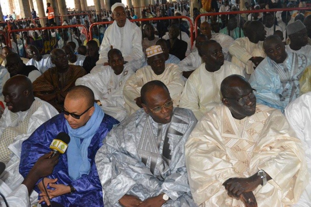Tabaski 2015 : Découvrez les images de la prière à la mosquée Massalikoul Djinaan Tabaski 2015 : Découvrez les images de la prière à la mosquée Massalikoul Djinaan