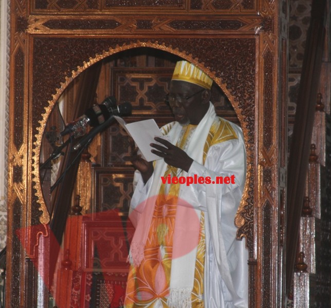 TABASKI 2015: Revivez les images de la prière à la grande mosquée de Dakar. TABASKI 2015: Revivez les images de la prière à la grande mosquée de Dakar.