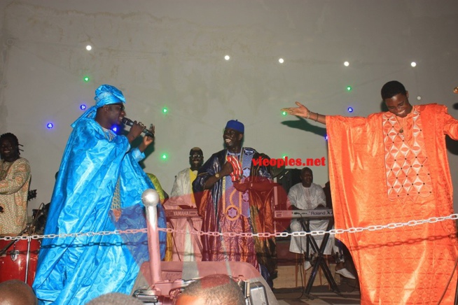 "Spécial ndewleun" Waly Seck met del'ambiance pure et dure au Penc Mi le jour de la tabaski. "Spécial ndewleun" Waly Seck met del'ambiance pure et dure au Penc Mi le jour de la tabaski.