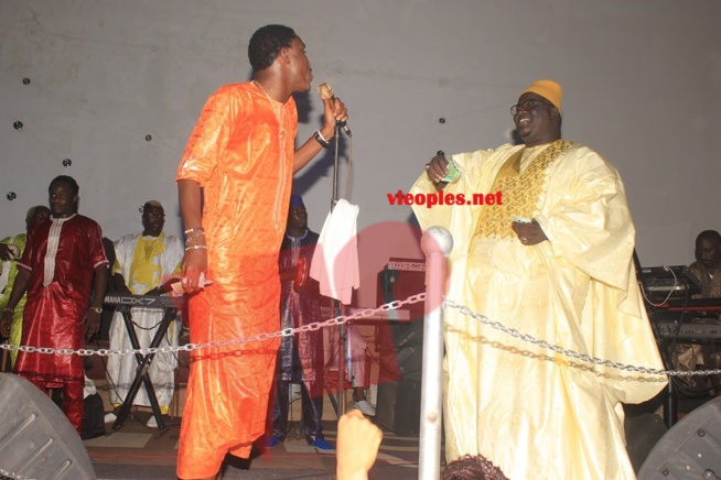 "Spécial ndewleun" Waly Seck met del'ambiance pure et dure au Penc Mi le jour de la tabaski. "Spécial ndewleun" Waly Seck met del'ambiance pure et dure au Penc Mi le jour de la tabaski.