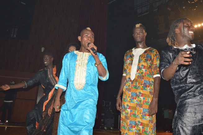 Surlendemain de la Tabaski, PAPE DIOUF le roi incontestable du grand théâtre. Surlendemain de la Tabaski, PAPE DIOUF le roi incontestable du grand théâtre.
