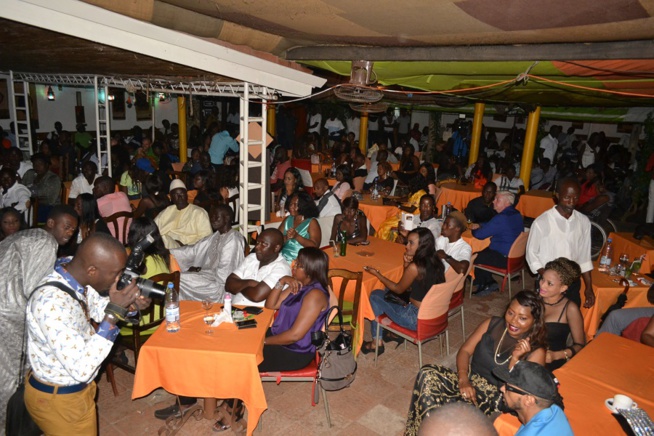 Anniversaire Viviane Chidid: Le Just 4 U affiche son plein dans une chaude ambiance avec le Djolof band. Anniversaire Viviane Chidid: Le Just 4 U affiche son plein dans une chaude ambiance avec le Djolof band.