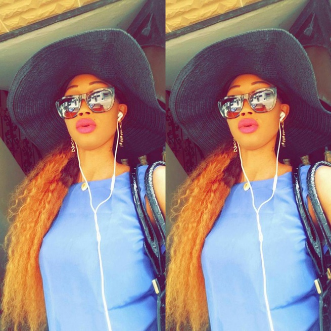 La vidéo girl Khadija Choupi dans ses facettes de sexy girl. La vidéo girl Khadija Choupi dans ses facettes de sexy girl.