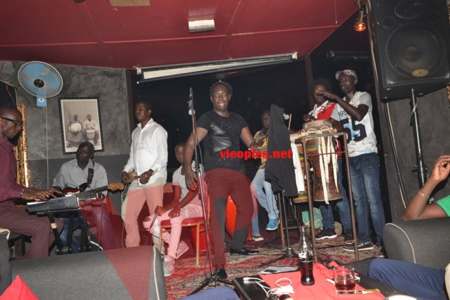 En images Salam Diallo chauffe la Villa Kristal ce mercredi. En images Salam Diallo chauffe la Villa Kristal ce mercredi.