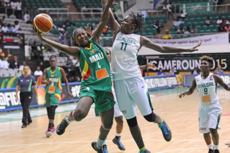 Les coulisses de l'Afrobasket féminin de Yaoundé : Les Maliennes minent l'hôtel et le vestiaire des Lionnes, les Sénégalaises déjouent le pège Les coulisses de l'Afrobasket féminin de Yaoundé : Les Maliennes minent l'hôtel et le vestiaire des Lionnes, les Sénégalaises déjouent le pège
