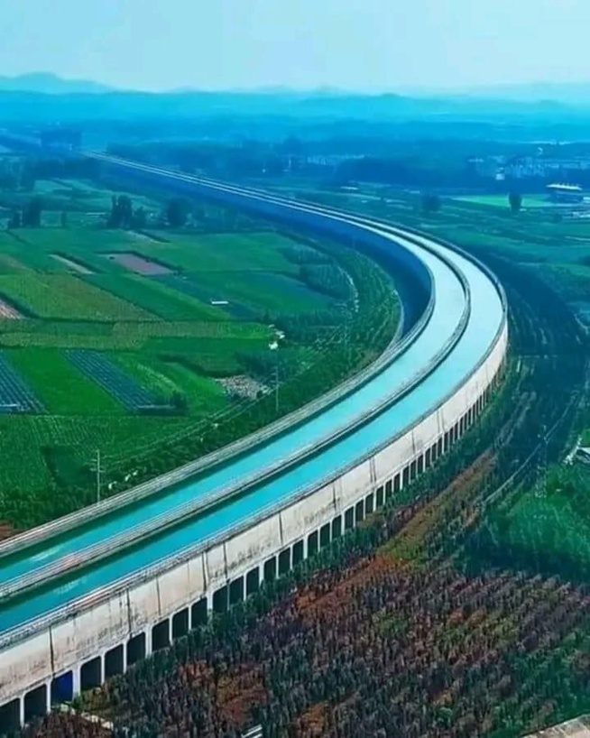 Le projet "Autoroutes de l'eau" bi Gayi di bakku est totalement conçu par le régime de Pdt Macky Sall (PSE). Le projet "Autoroutes de l'eau" bi Gayi di bakku est totalement conçu par le régime de Pdt Macky Sall (PSE).