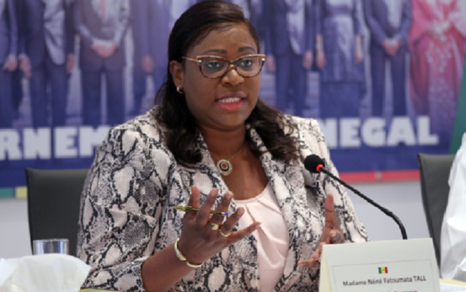 Takku Wallu Sénégal fragilisée par des investitures contestées : tensions autour du choix porté sur Néné Fatoumata Tall à Guédiawaye Takku Wallu Sénégal fragilisée par des investitures contestées : tensions autour du choix porté sur Néné Fatoumata Tall à Guédiawaye