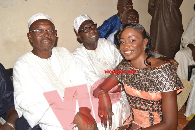 Mariage: Binta Mané l'animatrice de la sen tv s'est " pendue" ce samedi au cou de Mouhamed Fadel Kamara. Mariage: Binta Mané l'animatrice de la sen tv s'est " pendue" ce samedi au cou de Mouhamed Fadel Kamara.