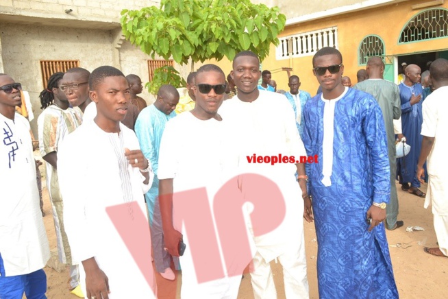 Mariage: Binta Mané l'animatrice de la sen tv s'est " pendue" ce samedi au cou de Mouhamed Fadel Kamara. Mariage: Binta Mané l'animatrice de la sen tv s'est " pendue" ce samedi au cou de Mouhamed Fadel Kamara.