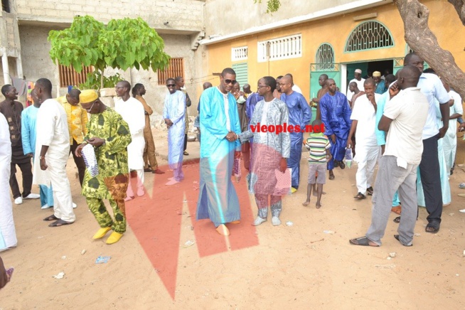 Mariage: Binta Mané l'animatrice de la sen tv s'est " pendue" ce samedi au cou de Mouhamed Fadel Kamara.