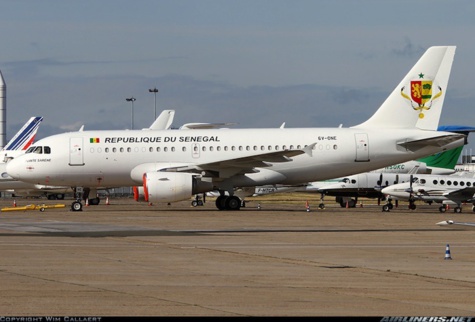 Victoire finale du Sénégal à l'Afrobasket 2015: Macky Sall met l'avion présidentiel à la disposition des Lionnes Victoire finale du Sénégal à l'Afrobasket 2015: Macky Sall met l'avion présidentiel à la disposition des Lionnes