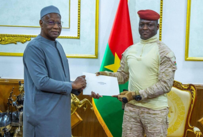 Burkina: Abdoulaye Bathily transmet un message de Diomaye au capitaine Traoré Burkina: Abdoulaye Bathily transmet un message de Diomaye au capitaine Traoré