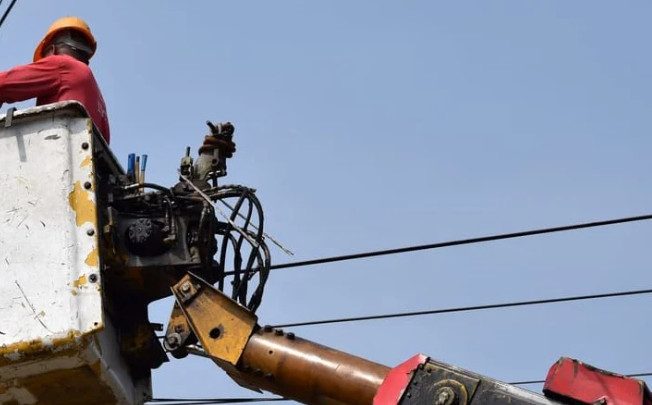 Drame à Kerr Galo, en Gambie : 7 électriciens meurent électrocutés (Photos) Drame à Kerr Galo, en Gambie : 7 électriciens meurent électrocutés (Photos)