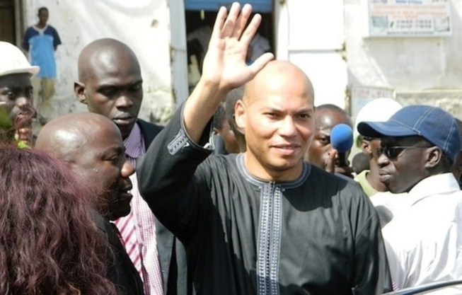 Karim Wade à Pape Samba Mboup : « Dis à mon père que j’ai grandi… » Karim Wade à Pape Samba Mboup : « Dis à mon père que j’ai grandi… »