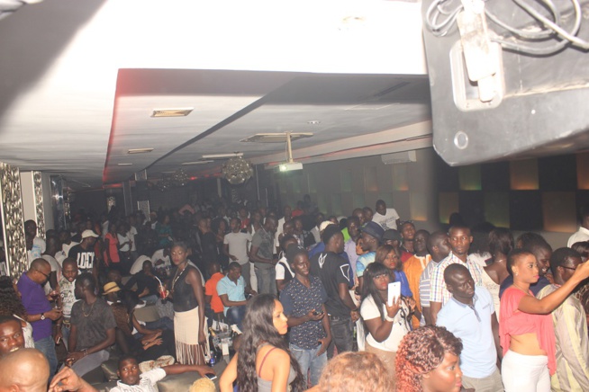 21 IMAGES: Dans la chaleur du Baramundi avec Pape Diouf qui vous donne rendez-vous ce mercredi 07 octobre en soirée spéciale "SARGAL LES LIONNES DU BASKET" Championnes d'AFRIQUE. 21 IMAGES: Dans la chaleur du Baramundi avec Pape Diouf qui vous donne rendez-vous ce mercredi 07 octobre en soirée spéciale "SARGAL LES LIONNES DU BASKET" Championnes d'AFRIQUE.