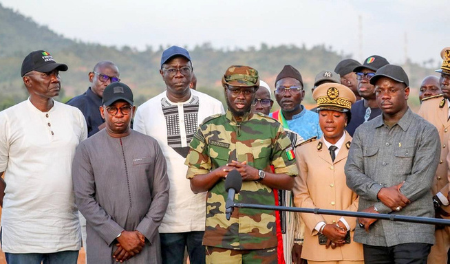 Inondations : Bassirou Diomaye Faye critiqué pour avoir privilégié le Sud au détriment des sinistrés du Nord Inondations : Bassirou Diomaye Faye critiqué pour avoir privilégié le Sud au détriment des sinistrés du Nord