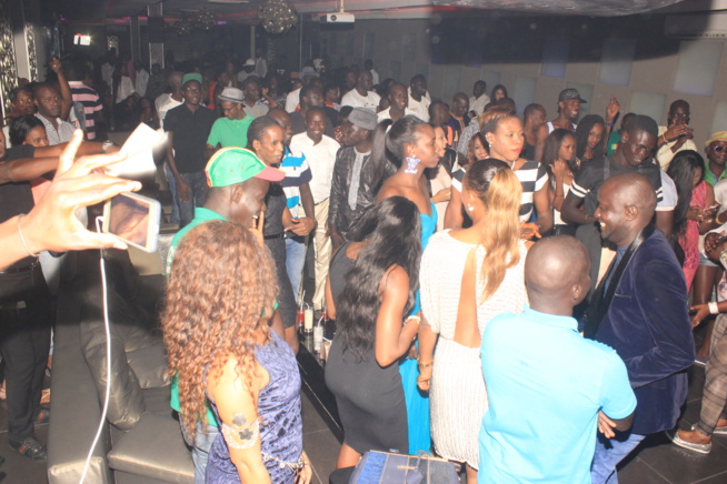 En images revivez la soirée spéciale "SARGAL LES LIONNES DU BASKET" avec Pape Diouf & la génération consciente au Baramundi ce mercredi. En images revivez la soirée spéciale "SARGAL LES LIONNES DU BASKET" avec Pape Diouf & la génération consciente au Baramundi ce mercredi.