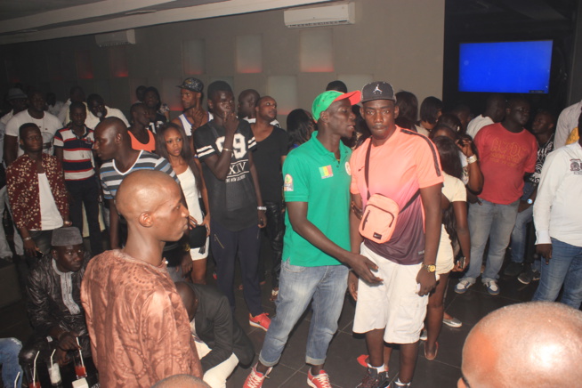 En images revivez la soirée spéciale "SARGAL LES LIONNES DU BASKET" avec Pape Diouf & la génération consciente au Baramundi ce mercredi. En images revivez la soirée spéciale "SARGAL LES LIONNES DU BASKET" avec Pape Diouf & la génération consciente au Baramundi ce mercredi.