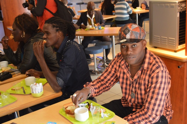 21PHOTOS: Les premiéres images de la diva Coumba Gawlo et son groupe à Paris pour ses 25 ans de carrières ce samedi 10 octobre au Dock Haussan 21PHOTOS: Les premiéres images de la diva Coumba Gawlo et son groupe à Paris pour ses 25 ans de carrières ce samedi 10 octobre au Dock Haussan