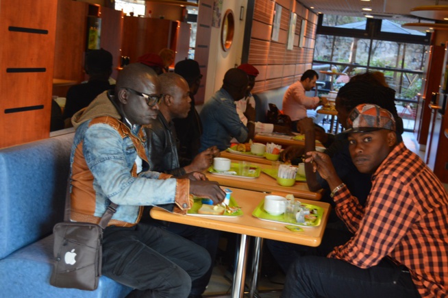 21PHOTOS: Les premiéres images de la diva Coumba Gawlo et son groupe à Paris pour ses 25 ans de carrières ce samedi 10 octobre au Dock Haussan 21PHOTOS: Les premiéres images de la diva Coumba Gawlo et son groupe à Paris pour ses 25 ans de carrières ce samedi 10 octobre au Dock Haussan