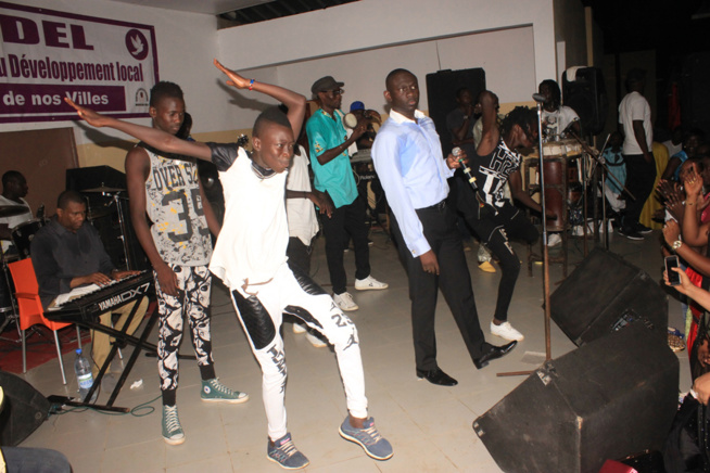 Quand Pape Diouf impose sa force à la nuit du "Saloum". Revivez les temps forts. Quand Pape Diouf impose sa force à la nuit du "Saloum". Revivez les temps forts.