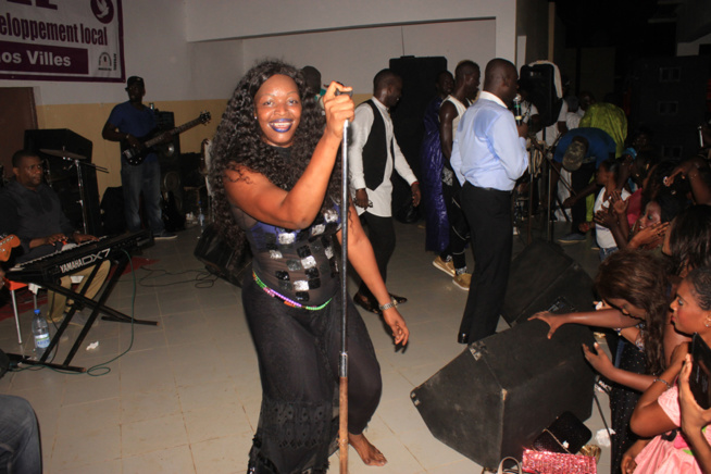 Quand Pape Diouf impose sa force à la nuit du "Saloum". Revivez les temps forts. Quand Pape Diouf impose sa force à la nuit du "Saloum". Revivez les temps forts.