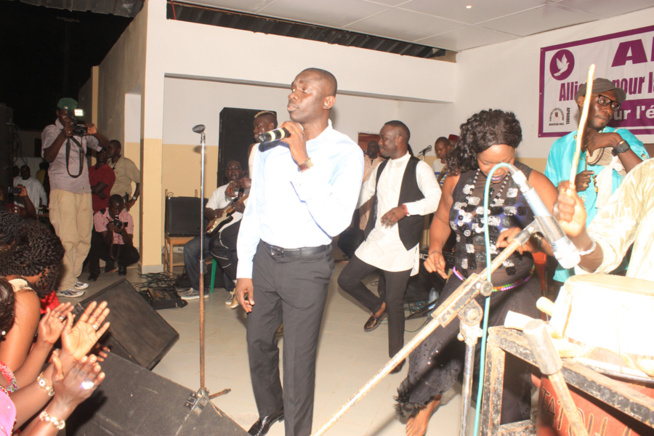 Quand Pape Diouf impose sa force à la nuit du "Saloum". Revivez les temps forts. Quand Pape Diouf impose sa force à la nuit du "Saloum". Revivez les temps forts.