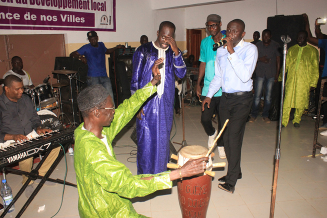 Quand Pape Diouf impose sa force à la nuit du "Saloum". Revivez les temps forts. Quand Pape Diouf impose sa force à la nuit du "Saloum". Revivez les temps forts.