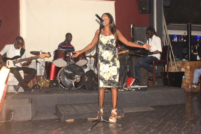 La chanteuse Khady Mbaye signe un retour explosif au restaurant les Maristes ce vendredi.